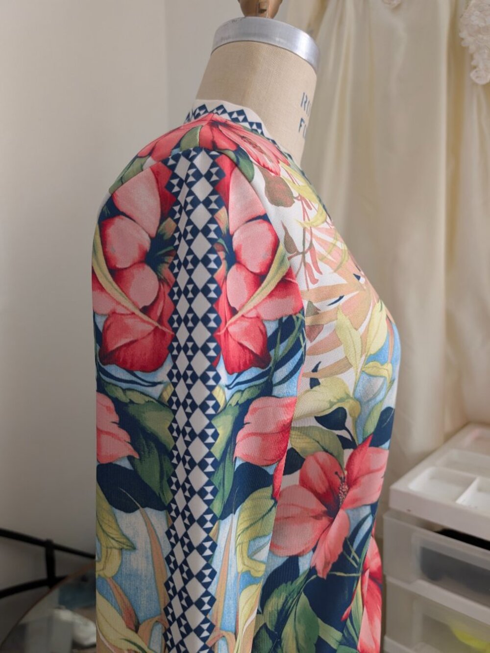 Floral Spring Jacket jealous tomato - Picture 5 of 8